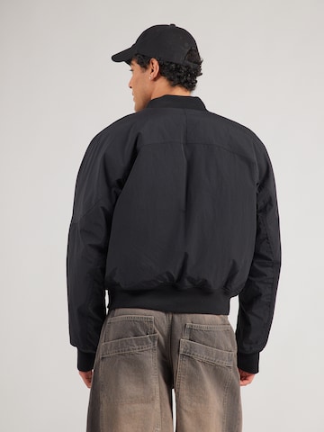 Jordan Jacke 'FLT RNGD' in Schwarz