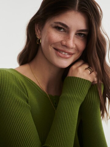 ABOUT YOU x Laura Giurcanu Knit Cardigan in Green