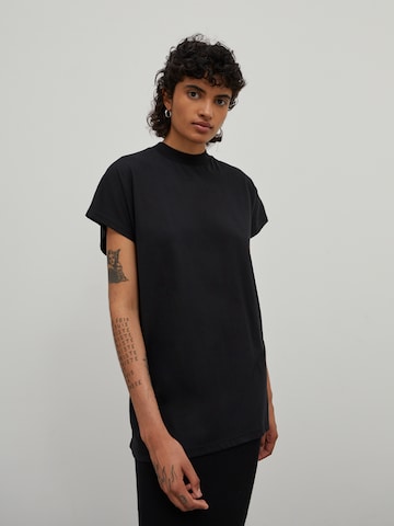 EDITED Shirt 'Keela' in Zwart: voorkant