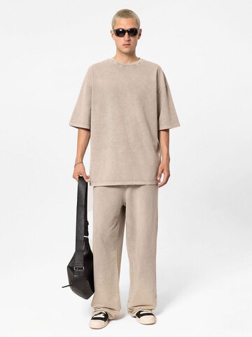 VAMOS CLO Loose fit Trousers in Mixed colours: front