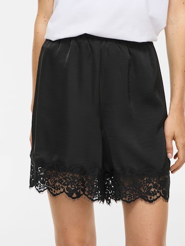 VILA - regular Pantalón en negro