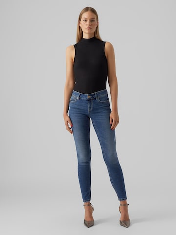 VERO MODA Skinny Τζιν 'Robyn' σε μπλε