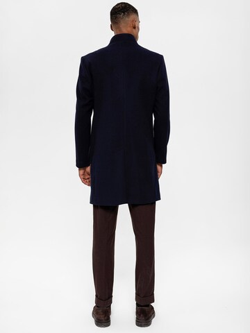 Cappotto di mezza stagione di Antioch in blu