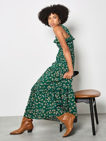 Apricot Dress ' ' in Green