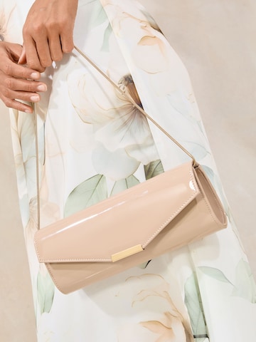 Lipsy Clutchväska i beige