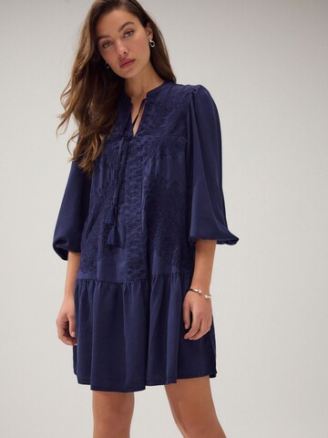 Next Kleid in Blau: Vorderseite