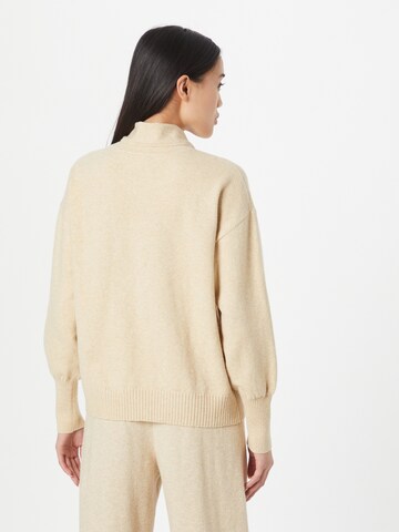 GAP Sweater in Beige