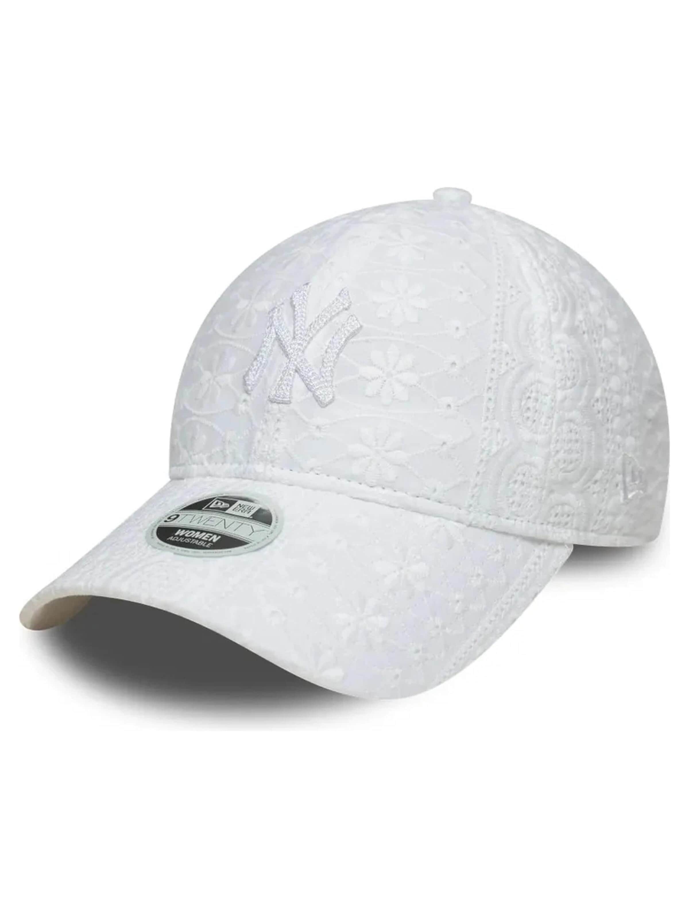 NEW ERA Cap in White: front