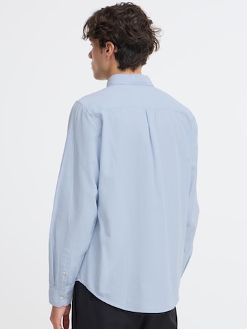 Coupe regular Chemise 'Anton' Casual Friday en bleu