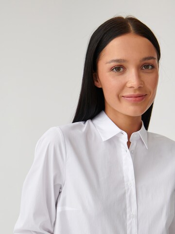 TATUUM Shirt  'GONIKA' in Weiß