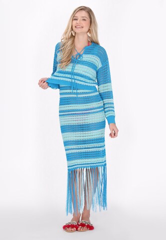 IZIA - Jersey en azul: frente