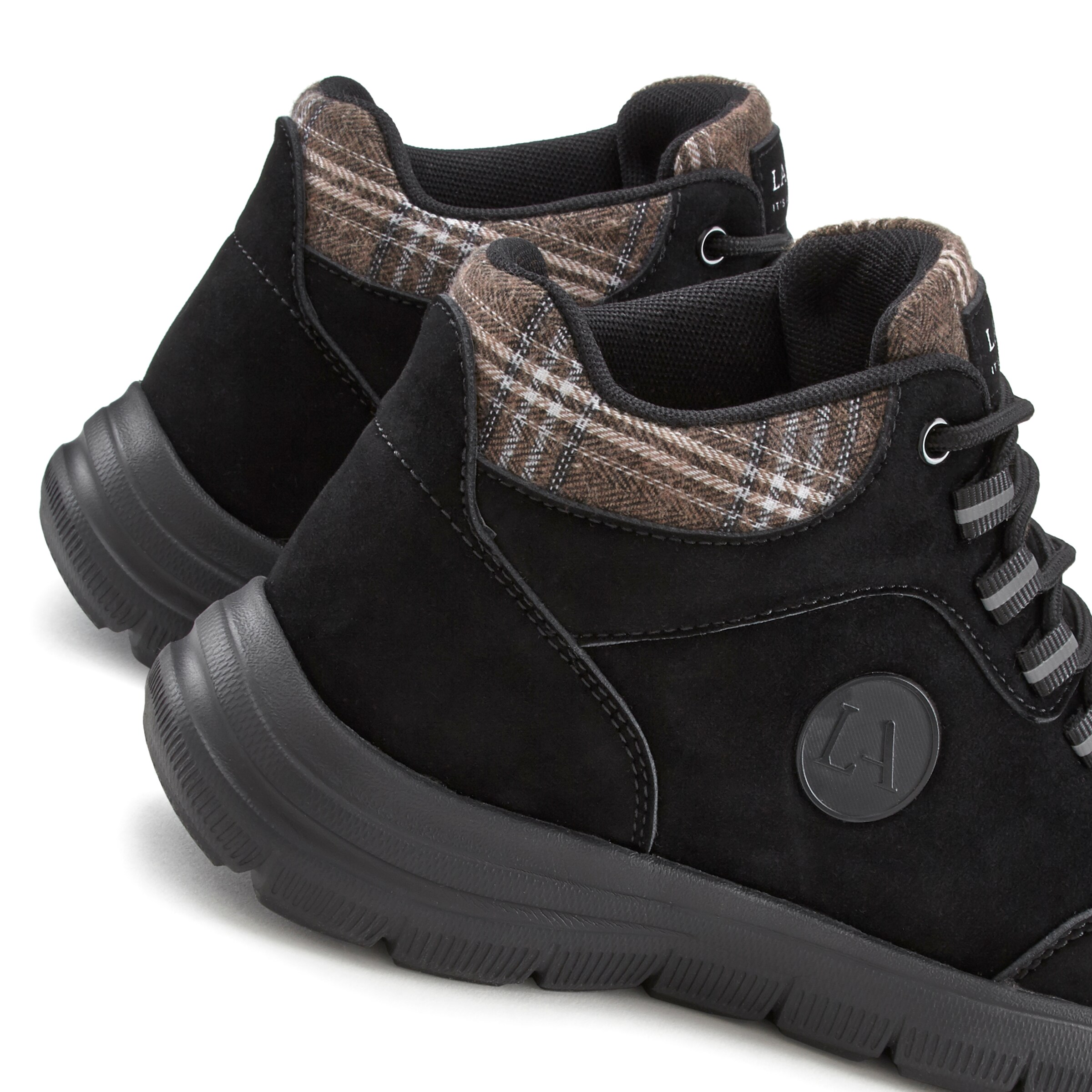 LASCANA Sneaker in Schwarz