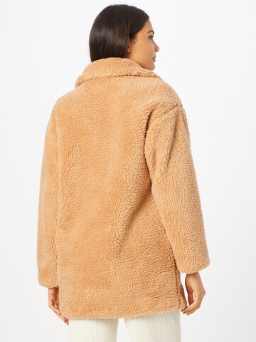 Zwillingsherz Between-seasons coat in Beige