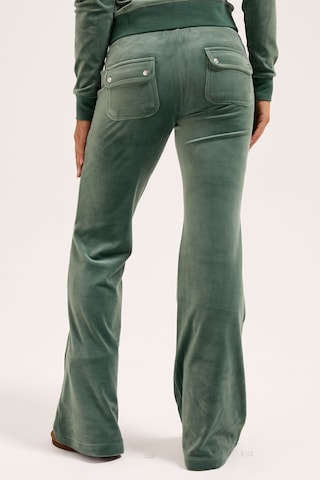 Juicy Couture Flared Hose in Grün