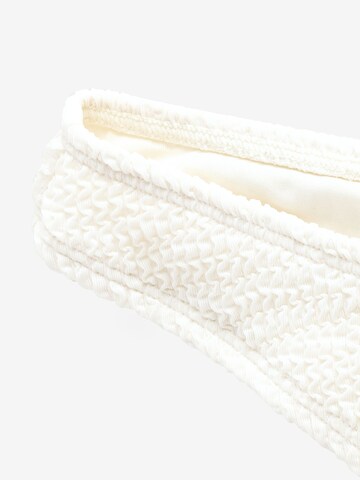 self. Bikinihose in Beige