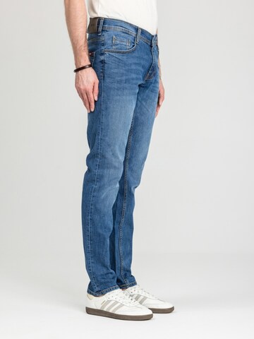 Tapered Jeans 'Mustang Style Oregon Tapered Denim Blue 1018014 5000 782' di MUSTANG in blu