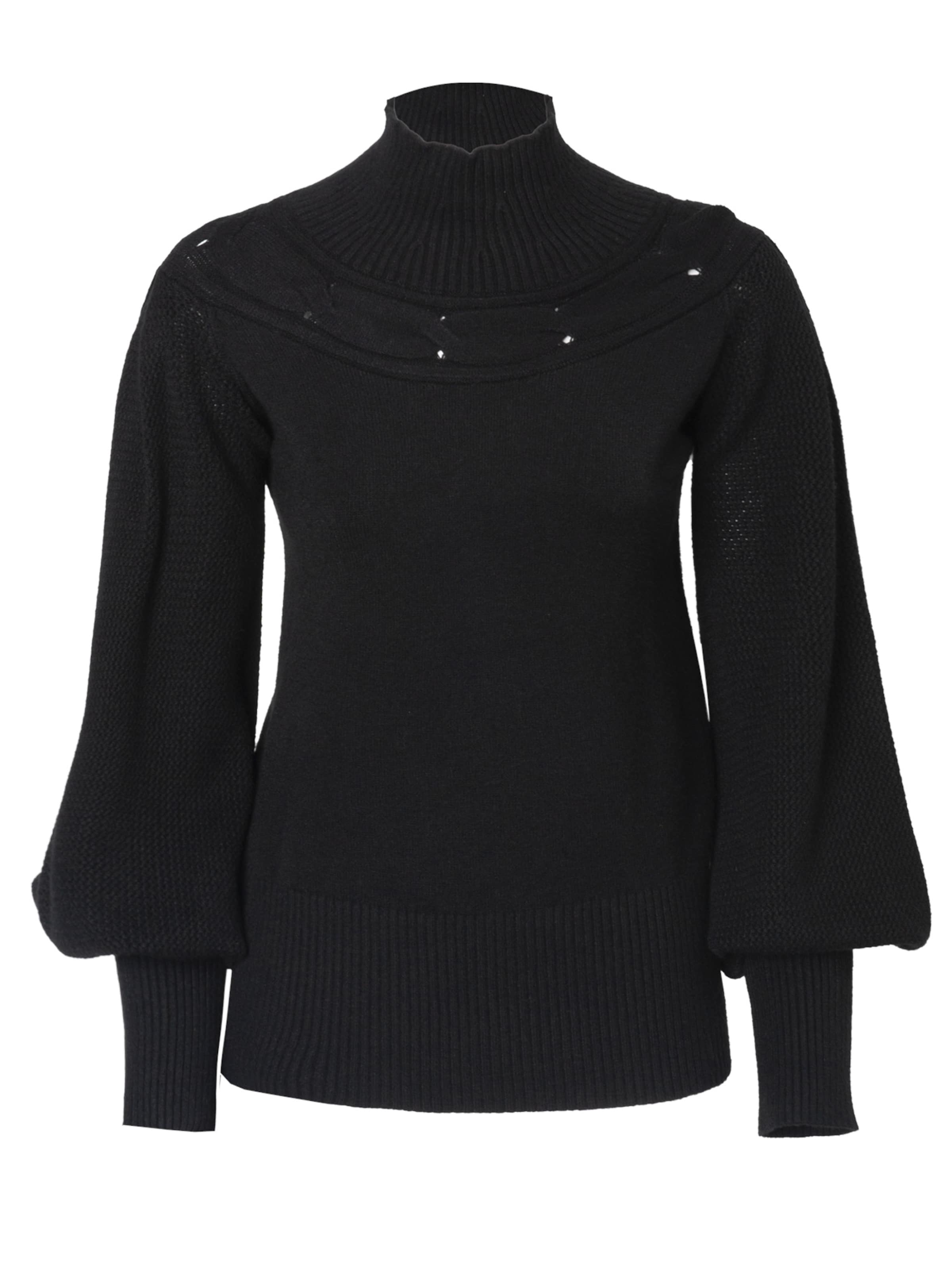 Influencer Sweater in Black: front