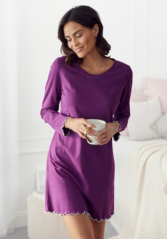 LASCANA Nightgown in Purple: front