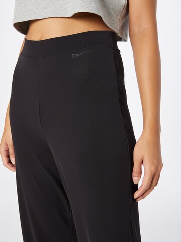 Calvin Klein Wide Leg Hose in Schwarz