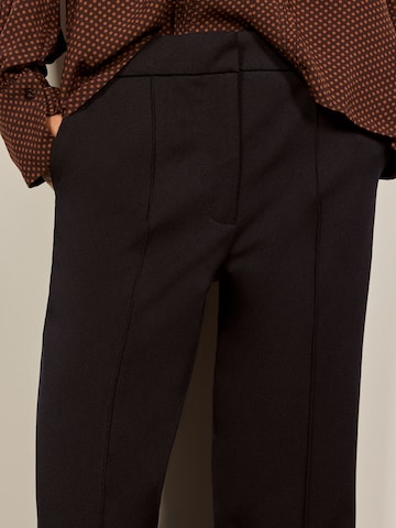 regular Pantaloni di Bhoem in blu