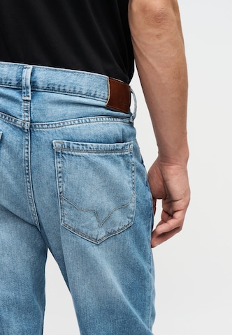 Pepe Jeans Свободный крой Джинсы 'BYRON' в Синий: сзади