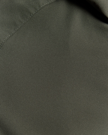 Veste mi-saison Lyle & Scott en gris