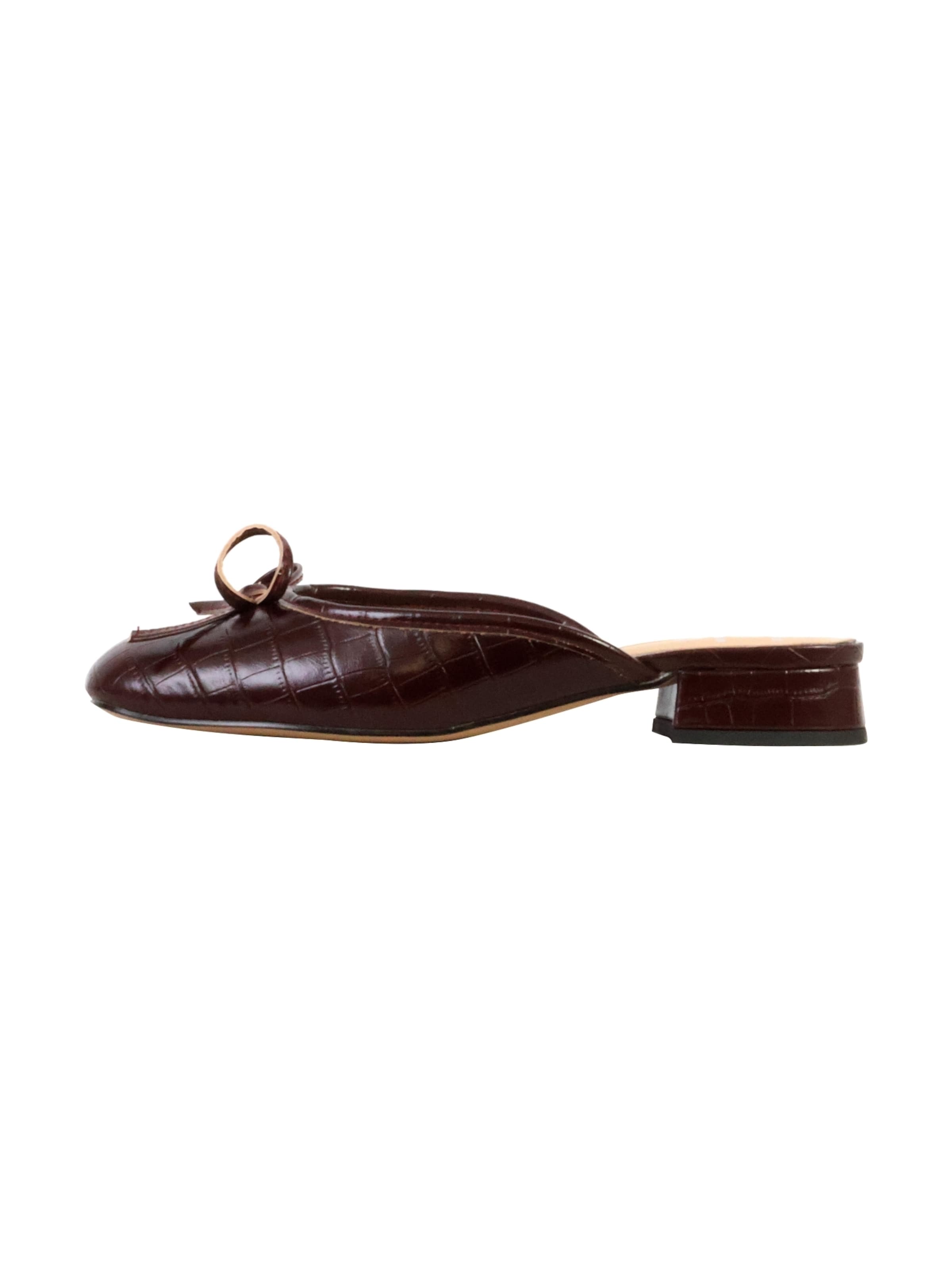 Super Mode Pumps in Brown: front