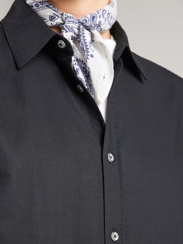 s.Oliver Средняя посадка Рубашка в Черный