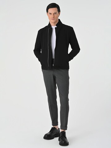 Antioch Jacke in Schwarz