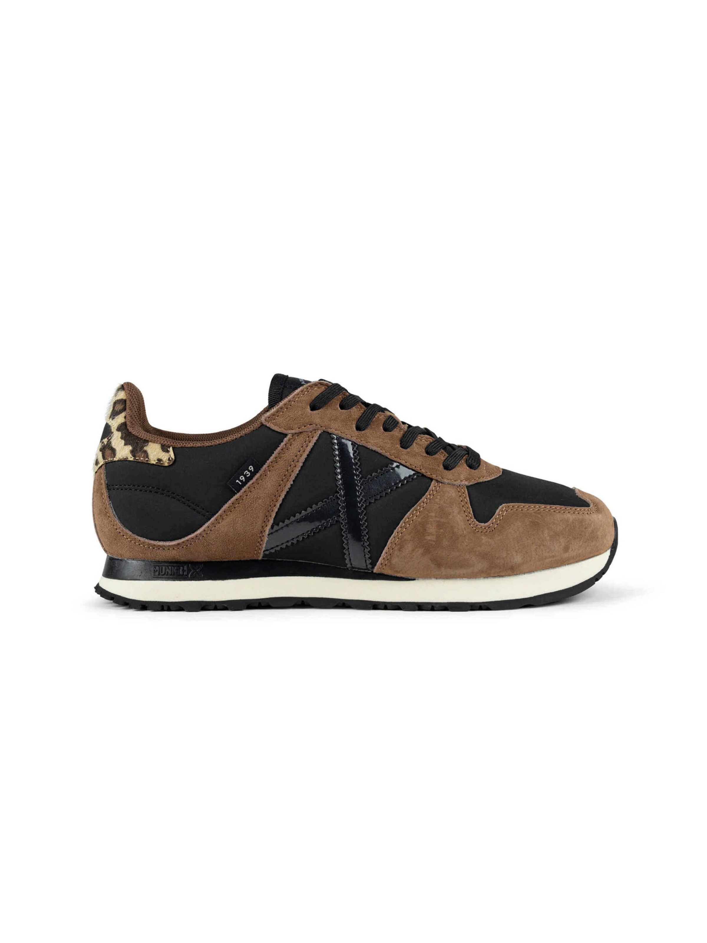 MUNICH Sneakers laag 'MASSANA CLASSIC' in Zwart: zijkant