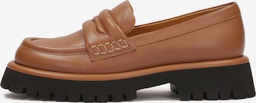 Kazar Studio Classic Flats in Brown: front