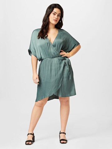 Robe 'Eve' Guido Maria Kretschmer Curvy en vert : devant