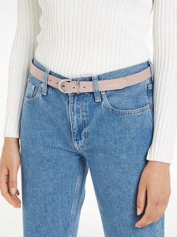 Ceinture Calvin Klein en gris : devant