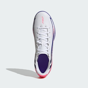 Chaussure de foot 'F50 Hyperfast Club Turf' ADIDAS PERFORMANCE en blanc