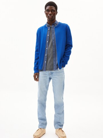Vestes en maille 'Agaamo' ARMEDANGELS en bleu