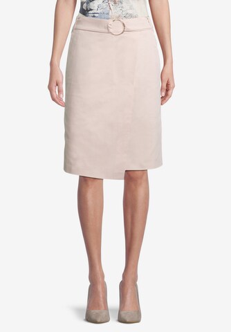 Betty Barclay Skirt in Pink: front