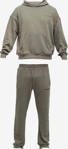 Tom Barron Tracksuit in Green: front