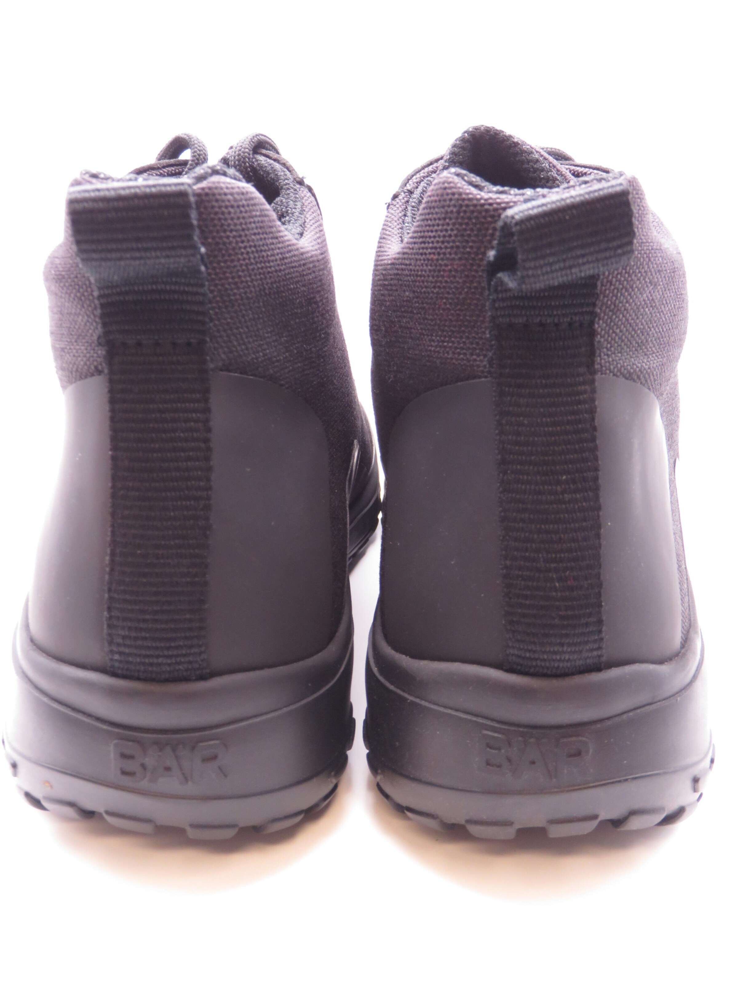 Sneaker alta 'Light Rock Waterproof' di BÄR in nero