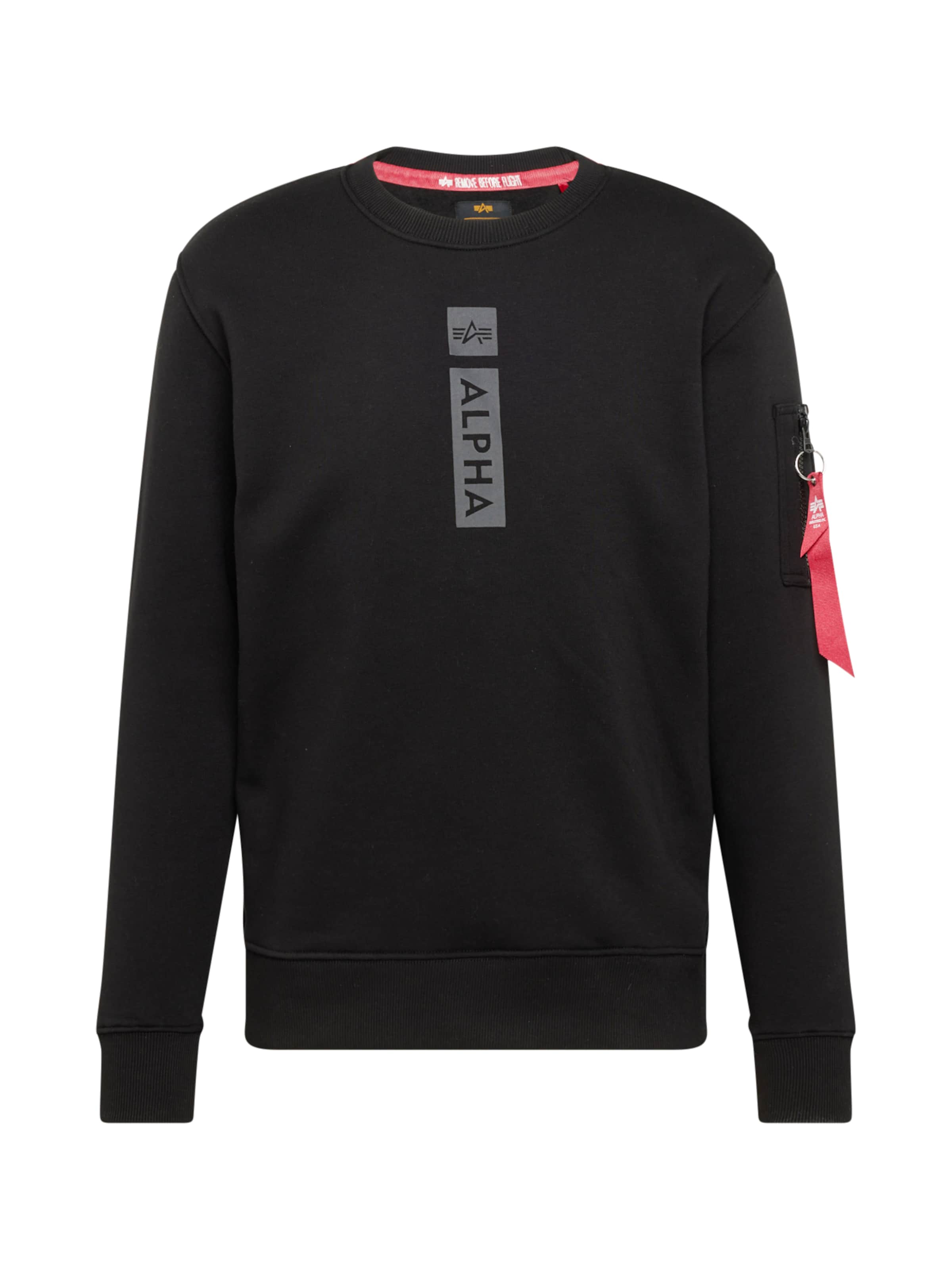 juoda ALPHA INDUSTRIES Megztinis be užsegimo: priekis