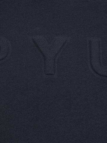 PYUA Sweatshirt 'EVERBASE' i blå