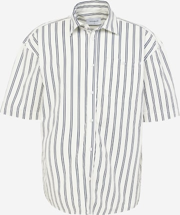 Woodbird Regular fit Button Up Shirt in White: front