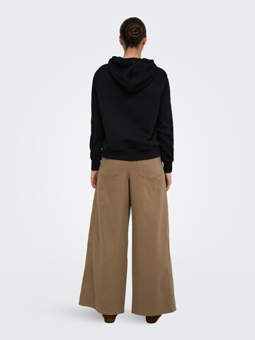 Sweat-shirt 'ONLMaia' ONLY en noir