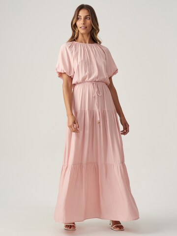 Robe 'MILLY' The Fated en rose