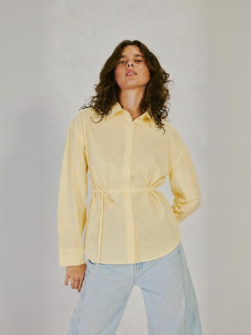 NORR Shirt ' Fraser ' in Geel: voorkant