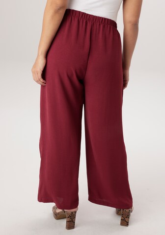 Aniston Wide leg Pants in Red