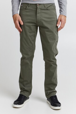 FQ1924 Regular Pants 'Joshua' in Green: front