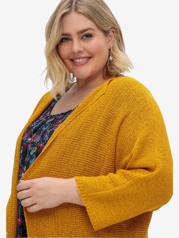 SHEEGO Knit Cardigan in Yellow