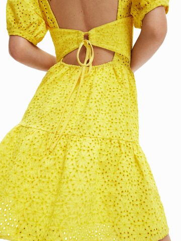 Desigual Šaty 'LIMON' – žlutá