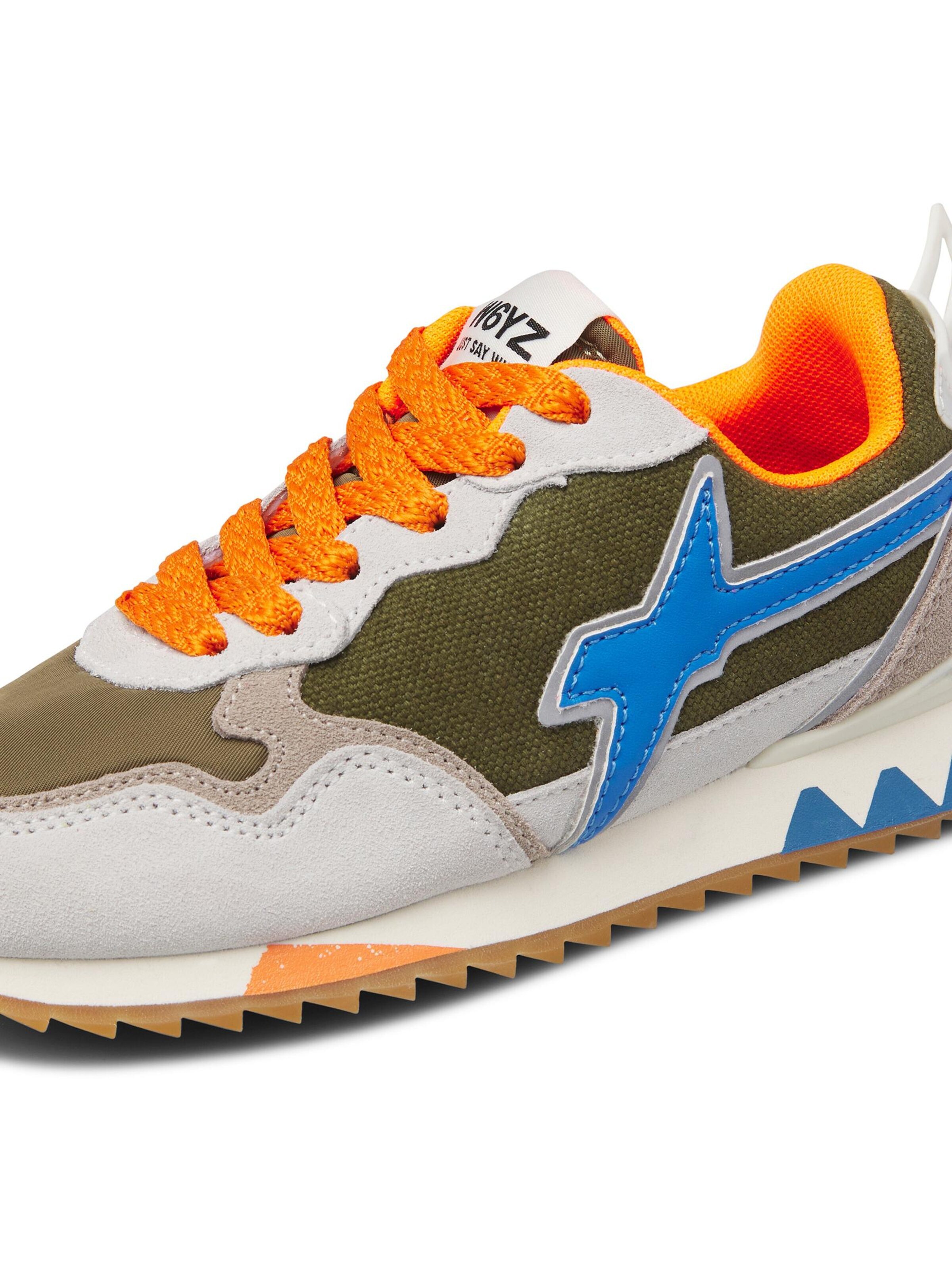 W6YZ Low shoe 'JET-J.' in White
