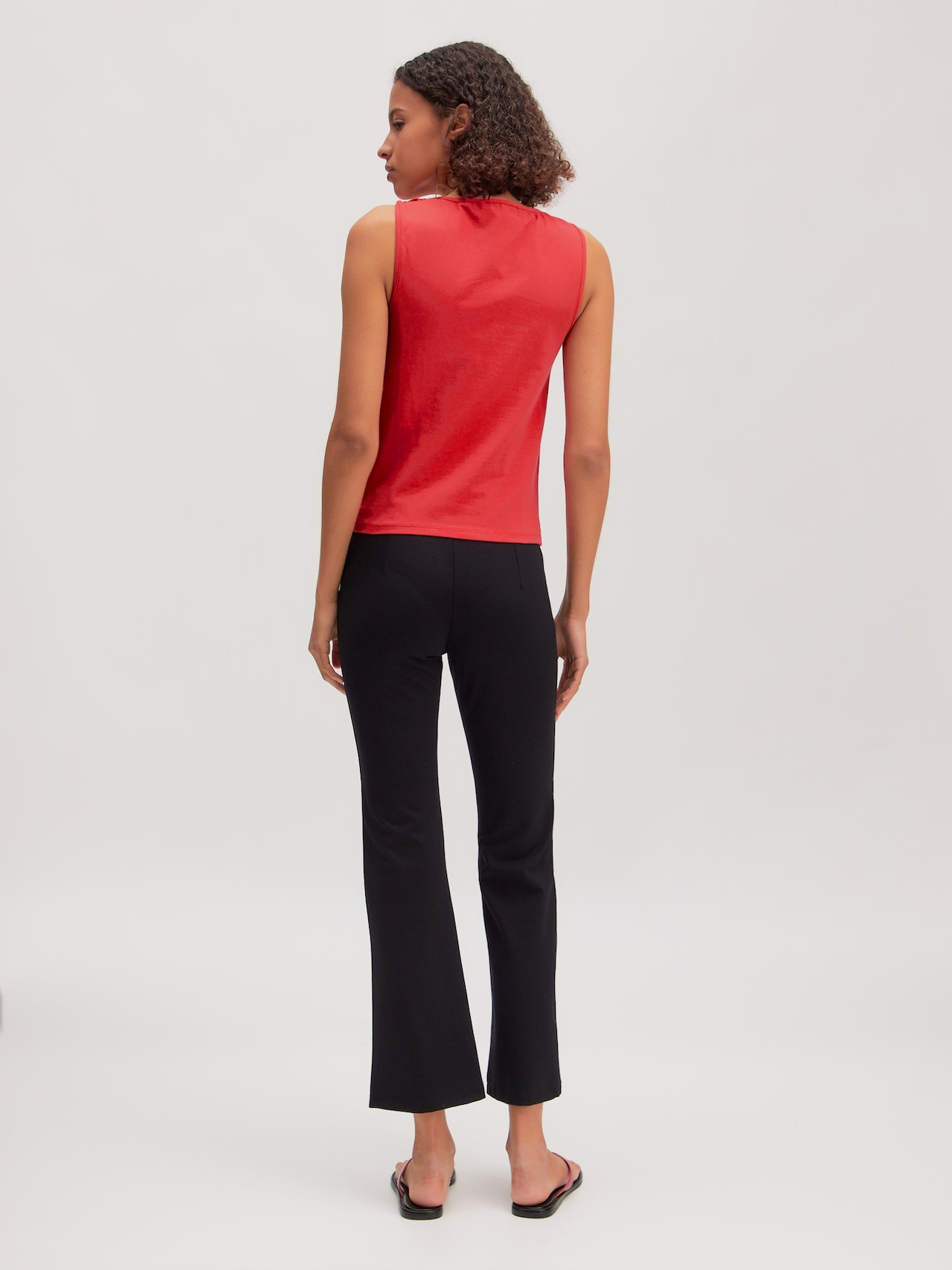 EDITED Nouveautés Haut 'Wiebke' rouge